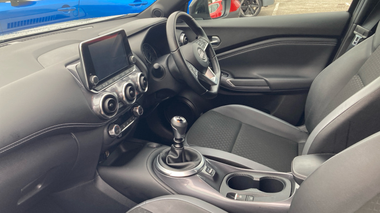 Nissan Juke 1.0 DiG-T 114 N-Connecta 5dr Petrol Hatchback